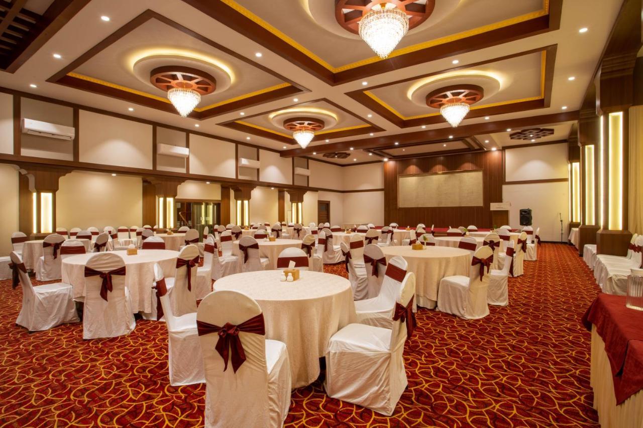Siddhartha Boutique Hotel, Boudha Катманду Экстерьер фото